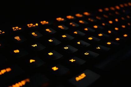 closeup photography of mechanical computer keyboard